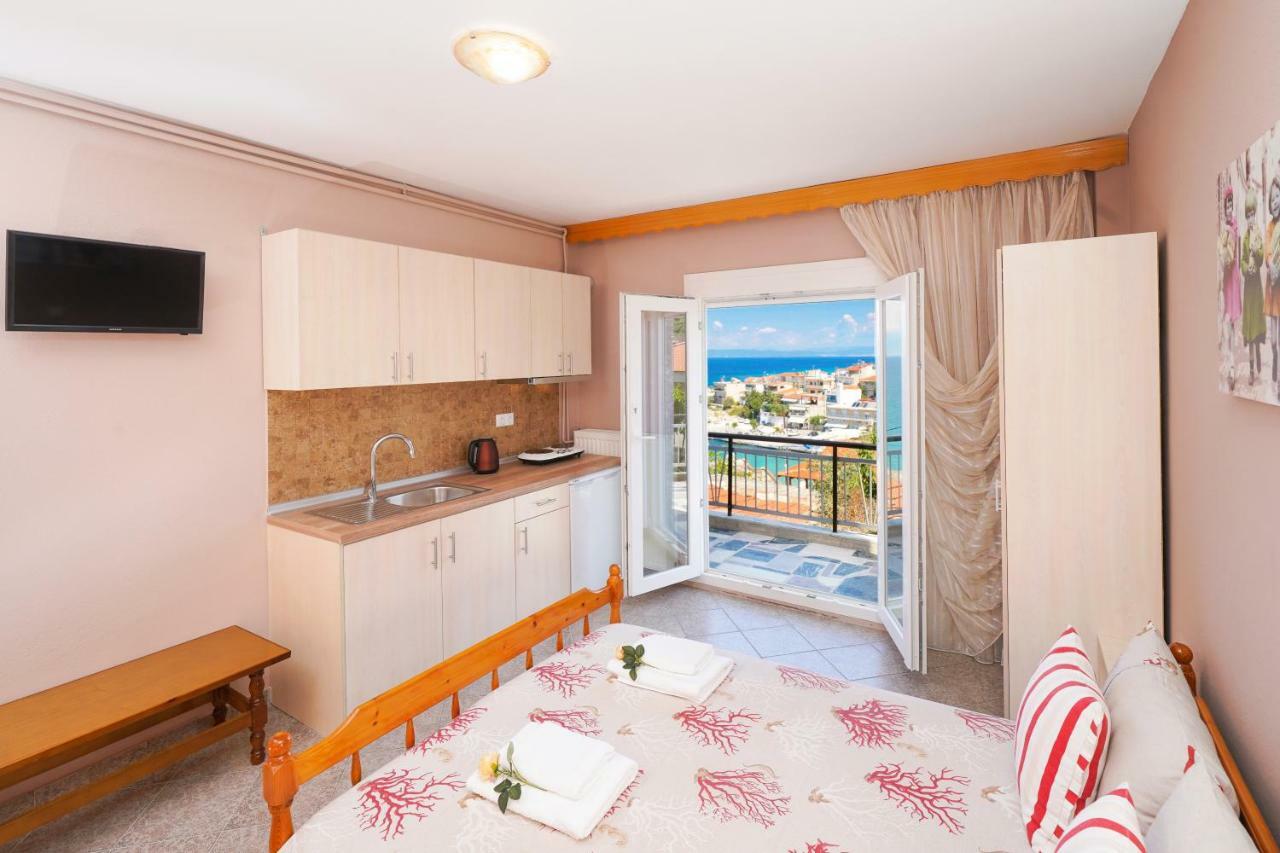 Athanasia Rooms Maries  Exterior foto